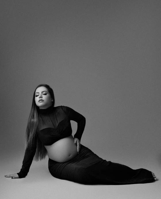 Gestante (Estúdio) de Amanda Silva