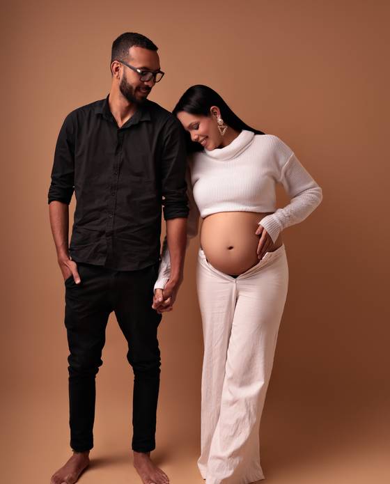 Gestante (Estúdio) de Rute