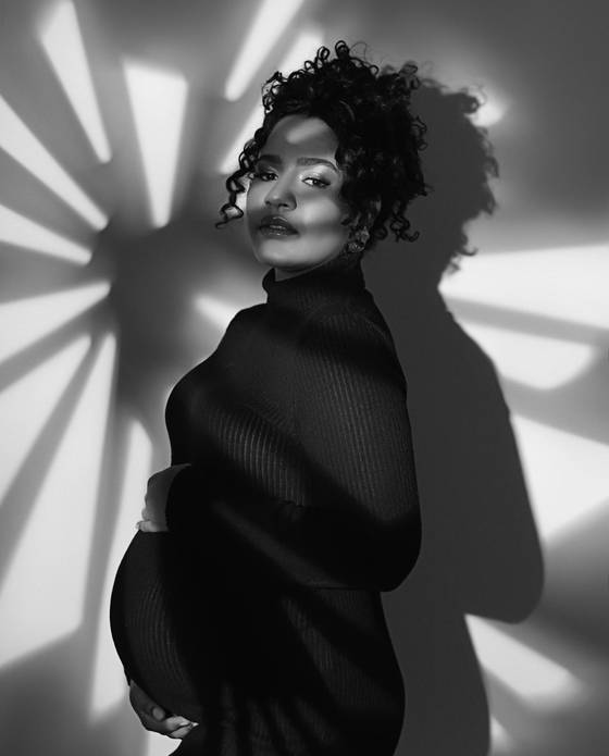 Gestante (Estúdio) de Amanda