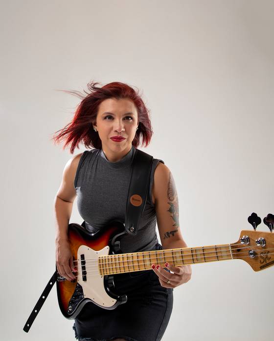 Músico de Baixista Natalia