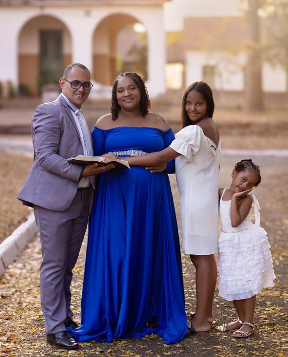 Gestantes -Externos de                                                                                                                                                                                               A ESPERA DE EZEQUIAS EMANUEL