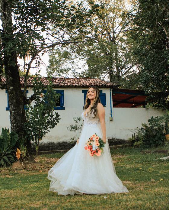 Editoriais de Mari e Pedro