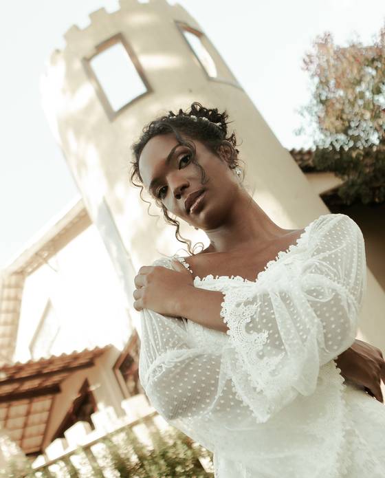 Editoriais de Editorial Realeza Serena