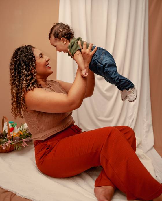 Ensaio de família de Mãe e filho