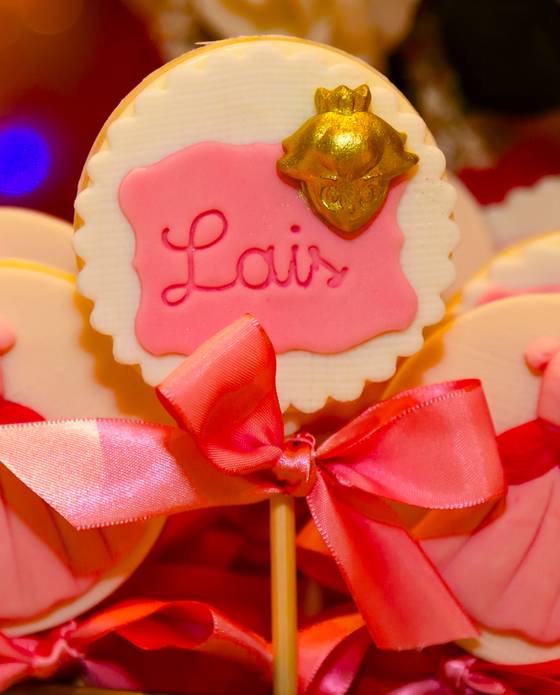 ANIVERSÁRIO. de FESTA DE ANIVERSÁRIO COM 2 CRIANÇAS. 