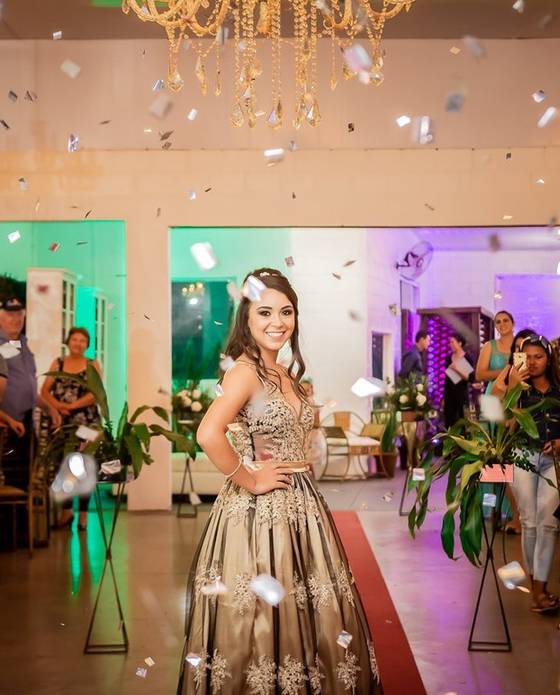 Aniversário  de Brenda Faz 18 anos 