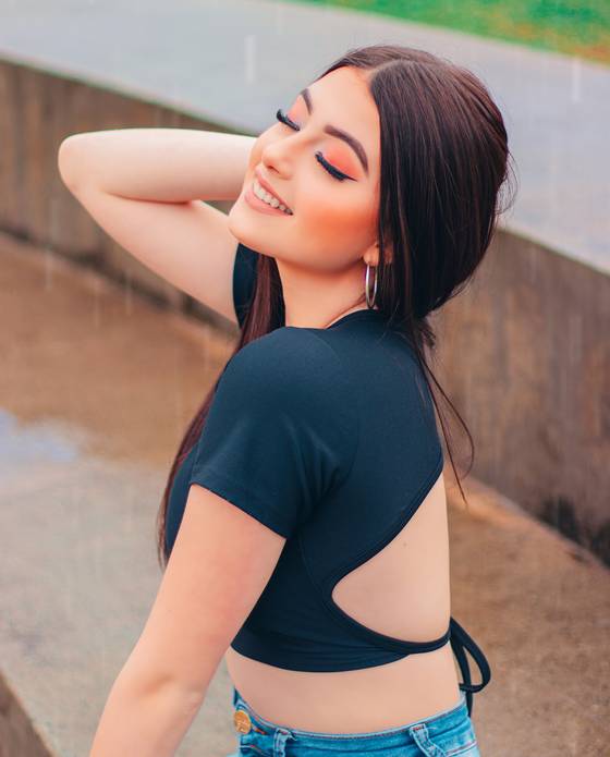 FEMININO de Emily - 15 Anos