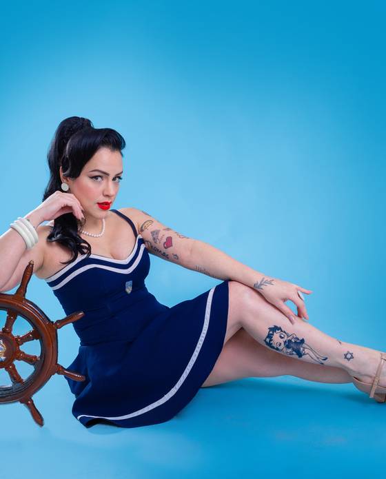 Pin-up de Srta. Lá Rodriguez - Pinup Navy (nautica)