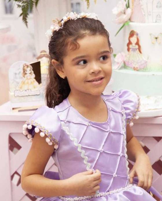 Festa Infantil Menina  de Maria Helena e as princesas