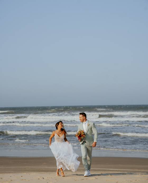 Casamento de Casamento na Praia do Rosa - Amanda & Roger - Fazenda Verde