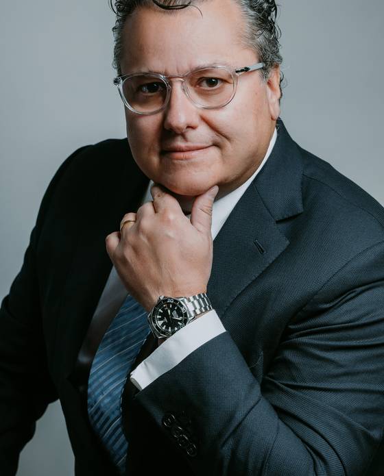 Retrato Corporativo de António Jesus