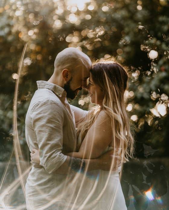 SOLTEIROS / LOVE THE DRESS de Adriana / Jaime