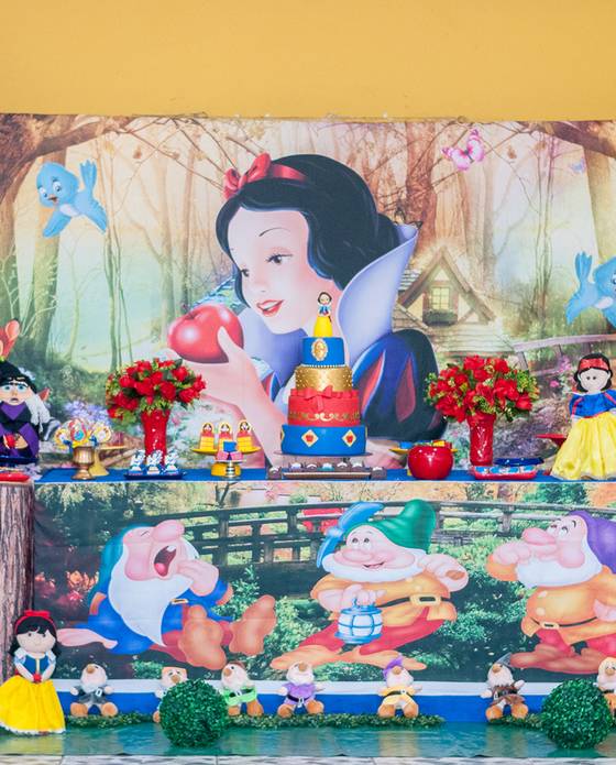 FESTA INFANTIL de FESTA DA BRANCA DE NEVE EM REALENTO RJ