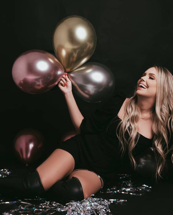 Ensaio Comemorativo  de LÍLIAN - ENSAIO COMEMORATIVO