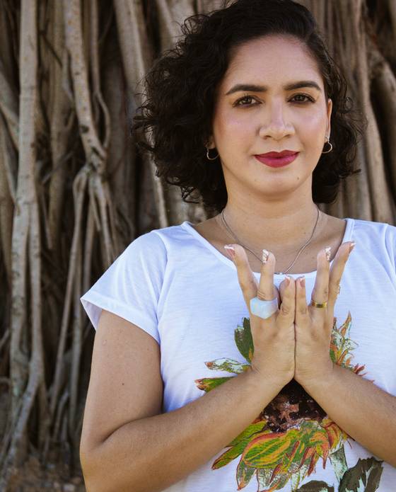 Marca pessoal de Érica Vanessa | instrutora de yoga