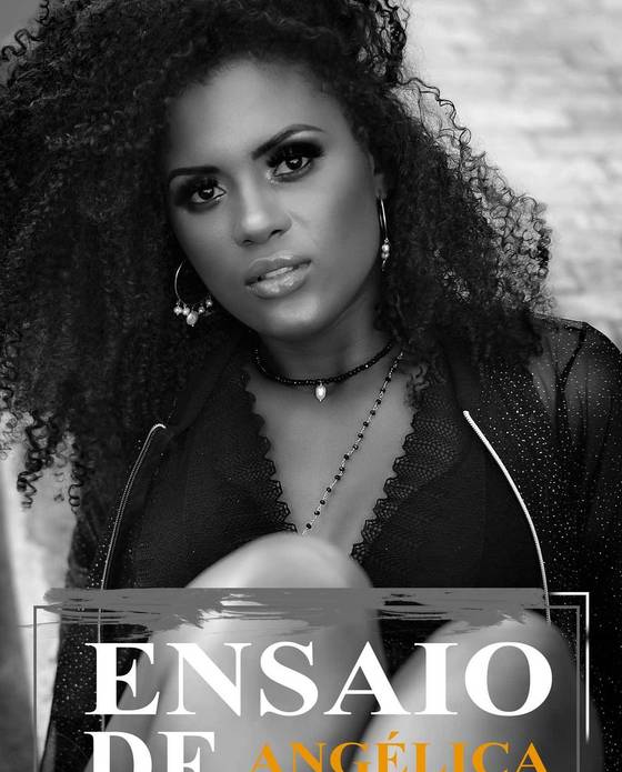 Ensaio de Ensaio Externo de Angélica Paineiras