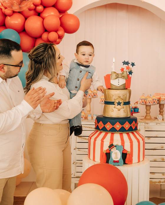 Estúdio Schmitt de 1 ano do Pedro