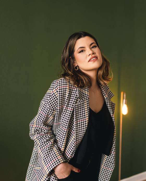 ENSAIO CORPORATIVO de MARCELA