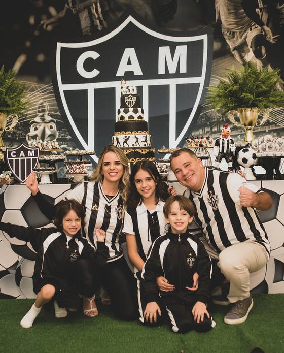 Aniversários de  YASMIN 11 ANOS