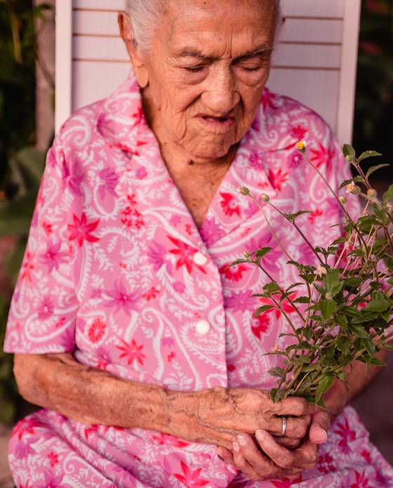 Ensaio  Feminino de Ensaio de 100 anos 