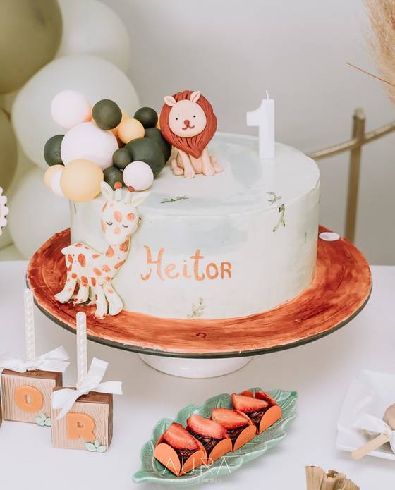 Aniversário de Heitor completa 01 aninho de vida