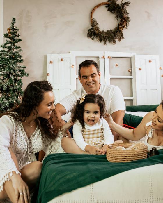 S•E•N•T•I•R em Família de Natal da Lara