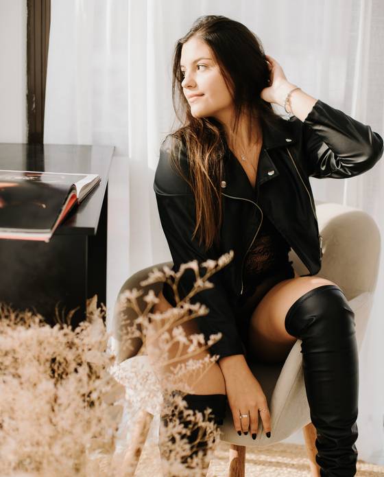 PROJETO SENTIR - ENSAIO FEMININO de Karine Uggione