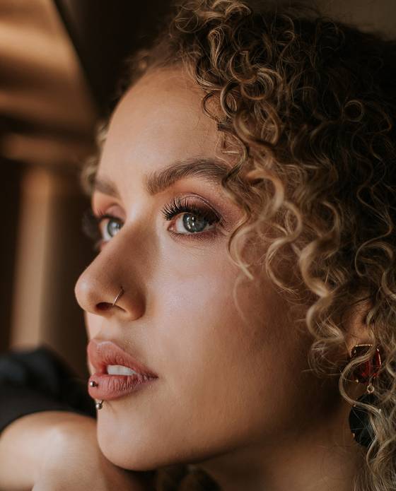 ENSAIO FEMININO de Ensaio Yanni 