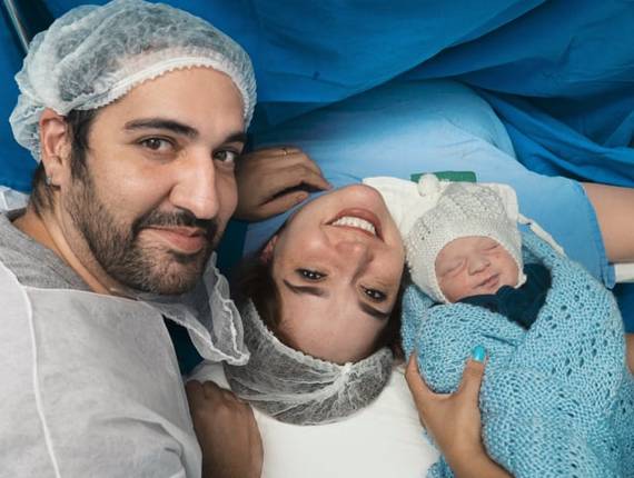 Parto Cesárea de  Nascimento Murilo