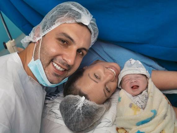 Parto Cesárea de Nascimento Enrico