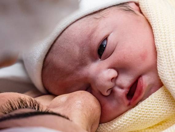 Parto Cesárea de Nascimento Isabela