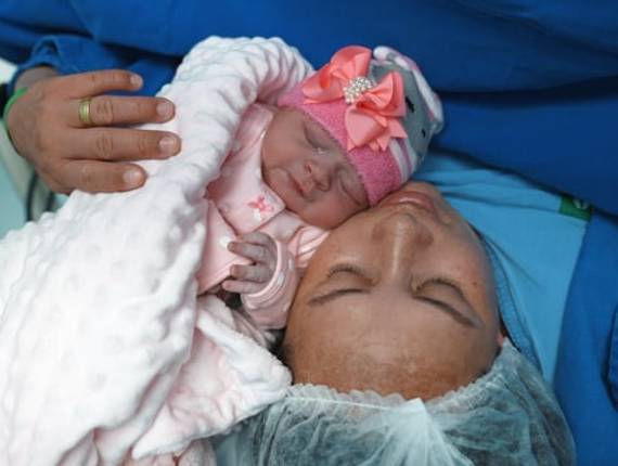 Parto Cesárea de Nascimento Mariah