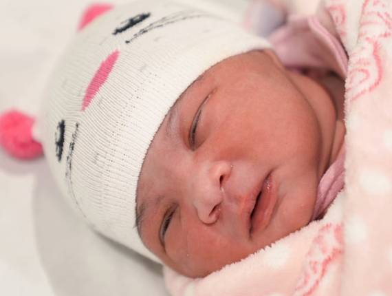 Parto Cesárea de Nascimento Laura