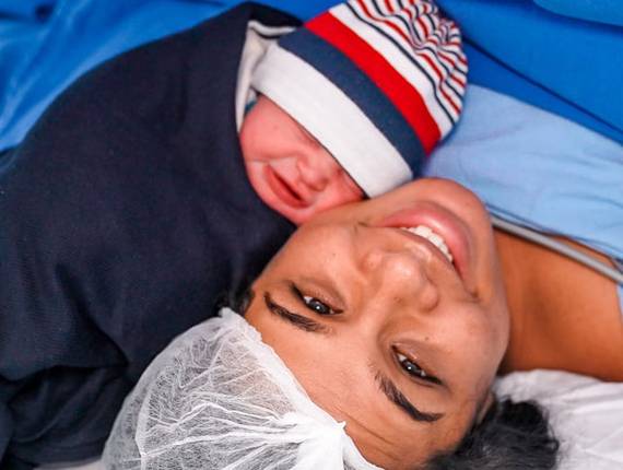 Parto Cesárea de Nascimento Heitor