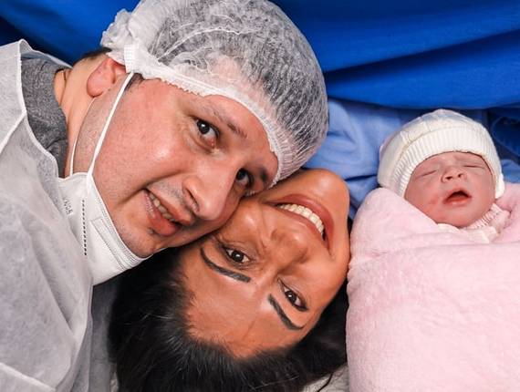 Parto Cesárea de Nascimento Maria Cecília