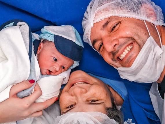 Parto Cesárea de Nascimento Daniel