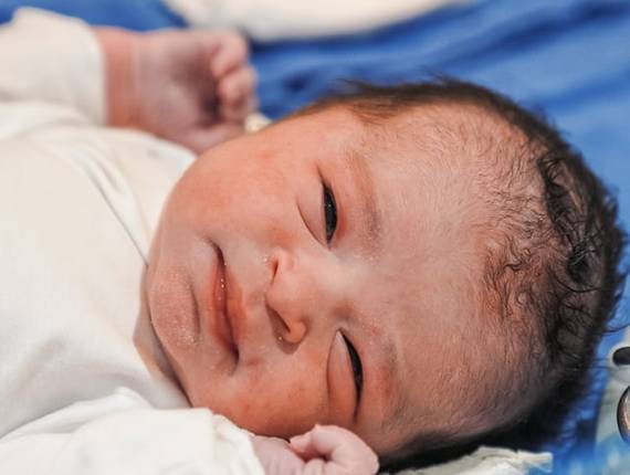 Parto Cesárea de Nascimento Antonella