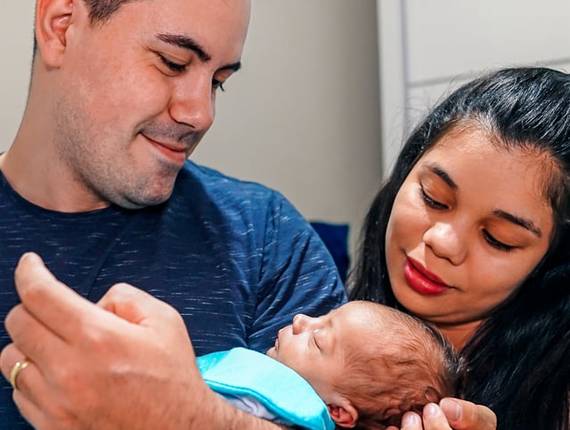 Parto Cesárea de Nascimento Cauã