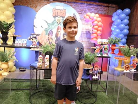 FESTA INFANTIL de Vídeo Compacto - Henrique 7 Anos