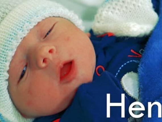 Parto Cesárea de Nascimento Henrico