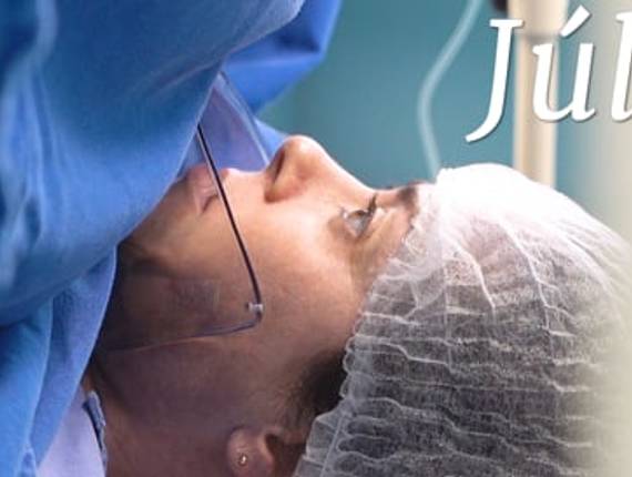 Parto Cesárea de Nascimento Júlia