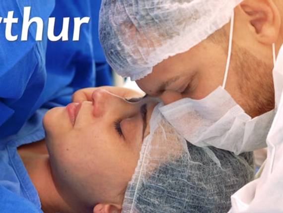 Parto Cesárea de Nascimento Arthur