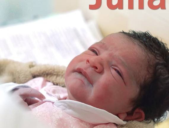 Parto Cesárea de Nascimento Júlia