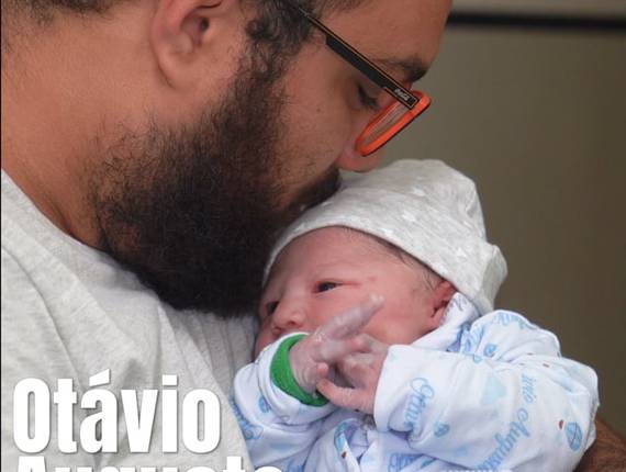 Parto Cesárea de Nascimento Otávio Augusto