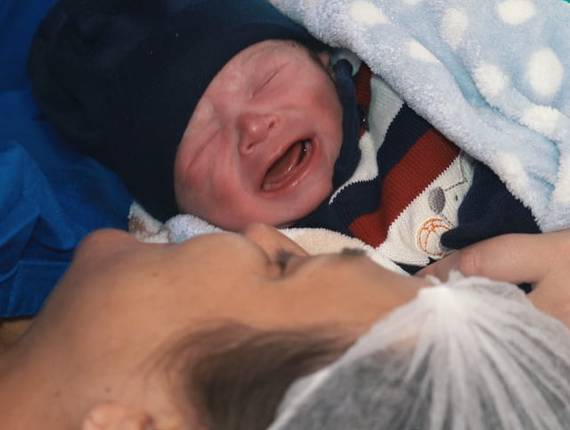 Parto Cesárea de Nascimento Bernardo