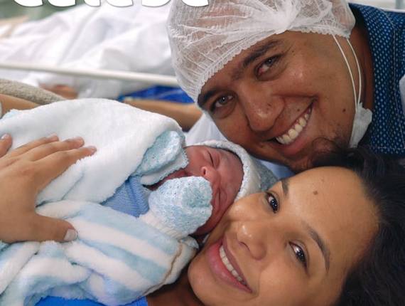 Parto Cesárea de Nascimento Calebe