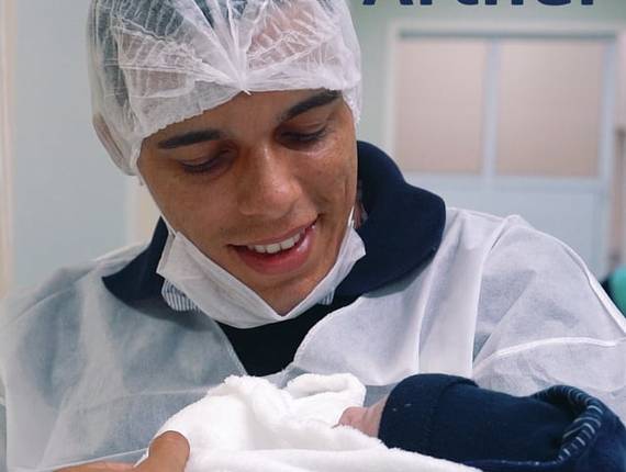Parto Cesárea de Nascimento Arthur