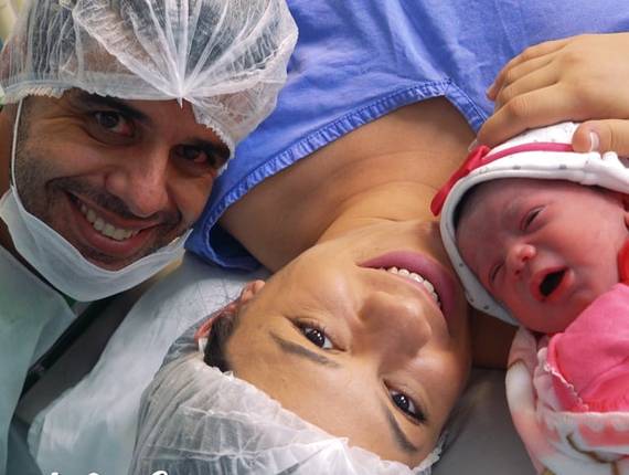 Parto Cesárea de Nascimento Heloísa