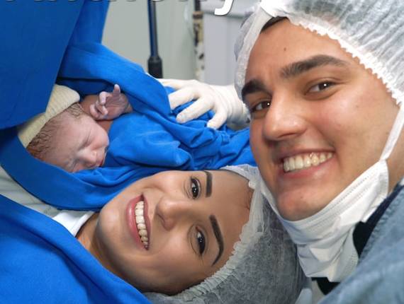 Parto Cesárea de Nascimento Anthony