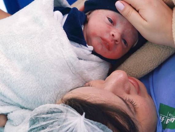 Parto Cesárea de Nascimento Leonardo